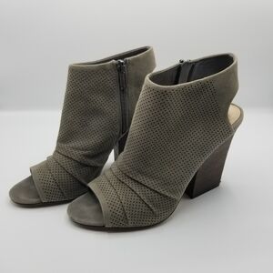 Vince Camuto open toe booties size 7M